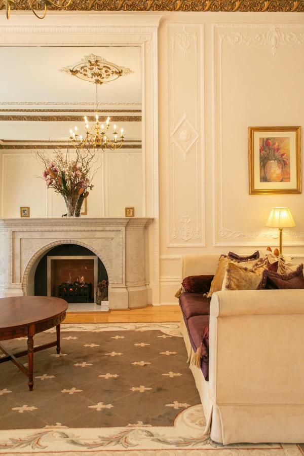 Grand In The Park Apartment Glasgow Exterior photo